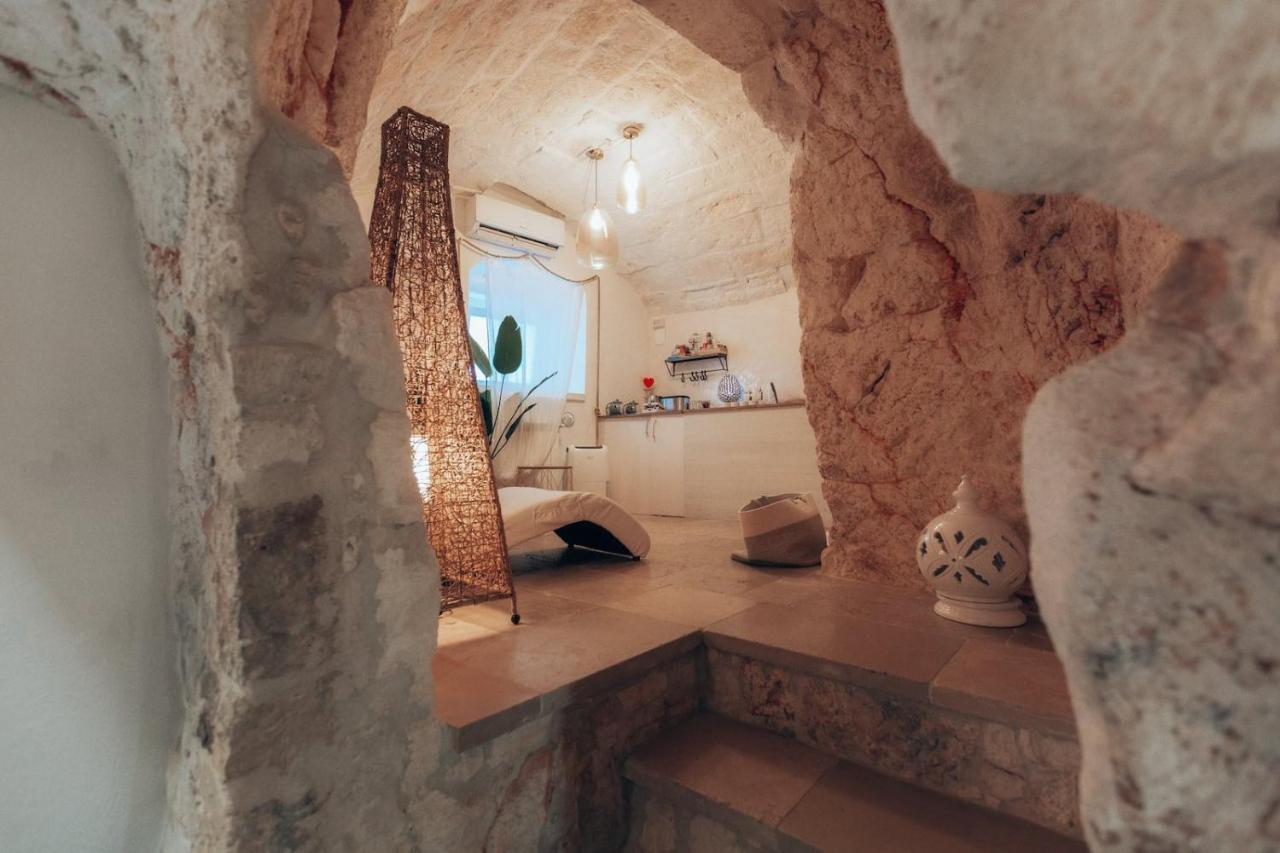 Bed and Breakfast Grotta Carlotta Ostuni Zewnętrze zdjęcie