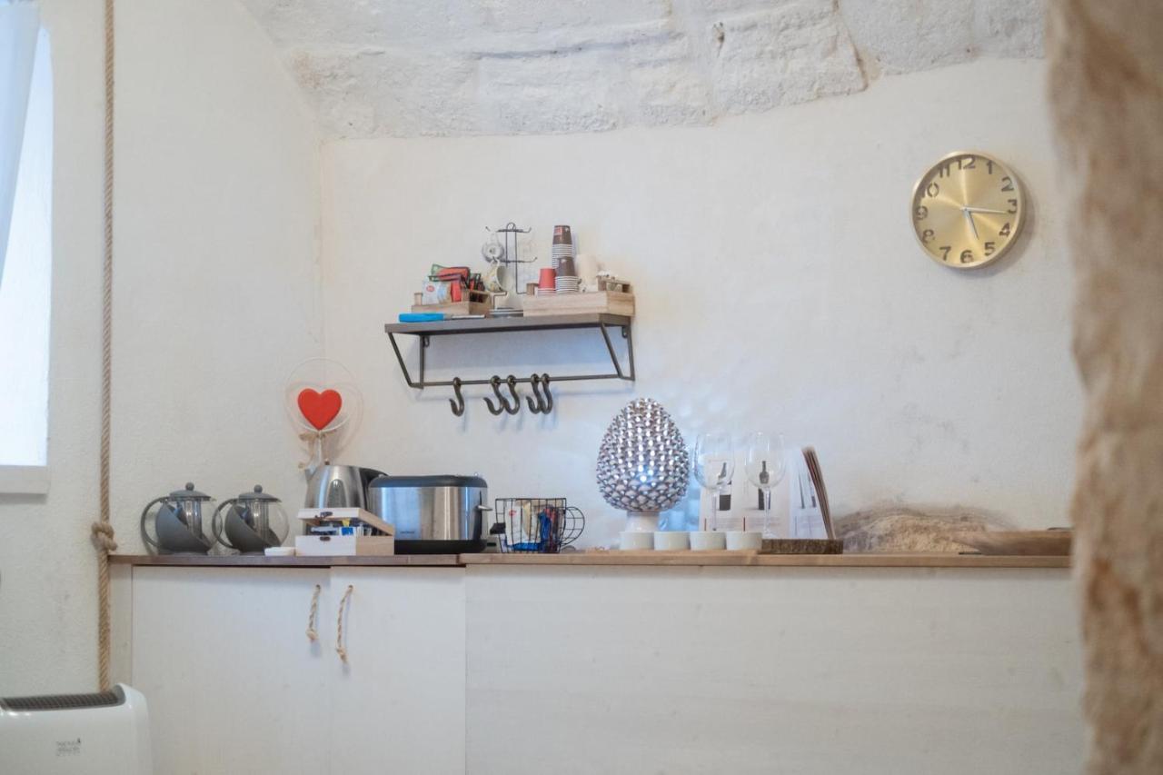 Bed and Breakfast Grotta Carlotta Ostuni Zewnętrze zdjęcie